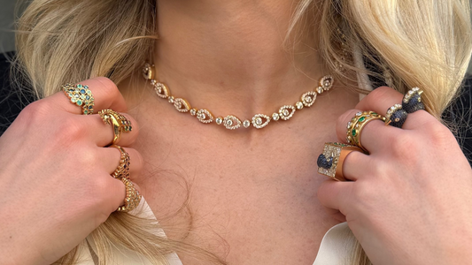 Tennis necklace on body